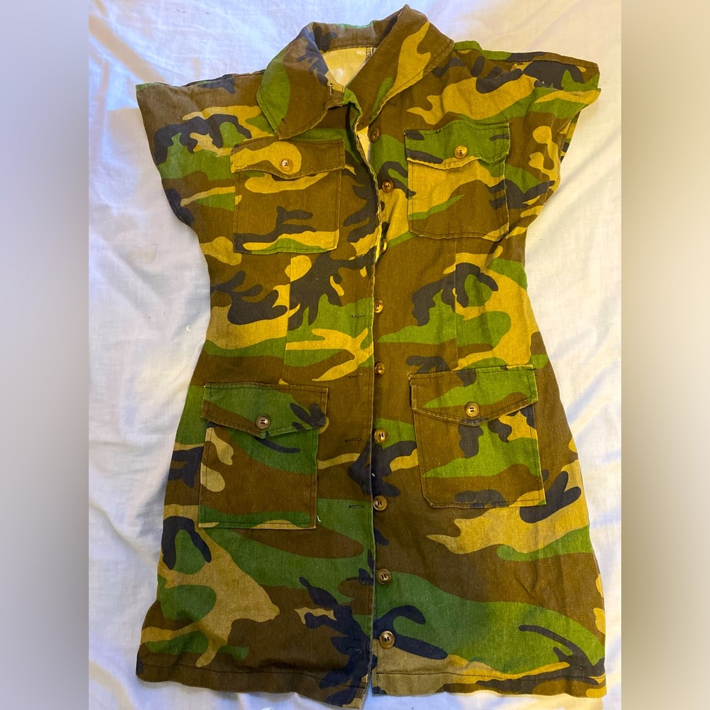 CAMO DRESS SIZE MEDIUM